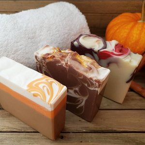 White Pumpkin & Amber Soap