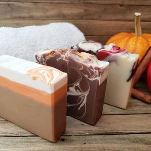 White Pumpkin & Amber Soap